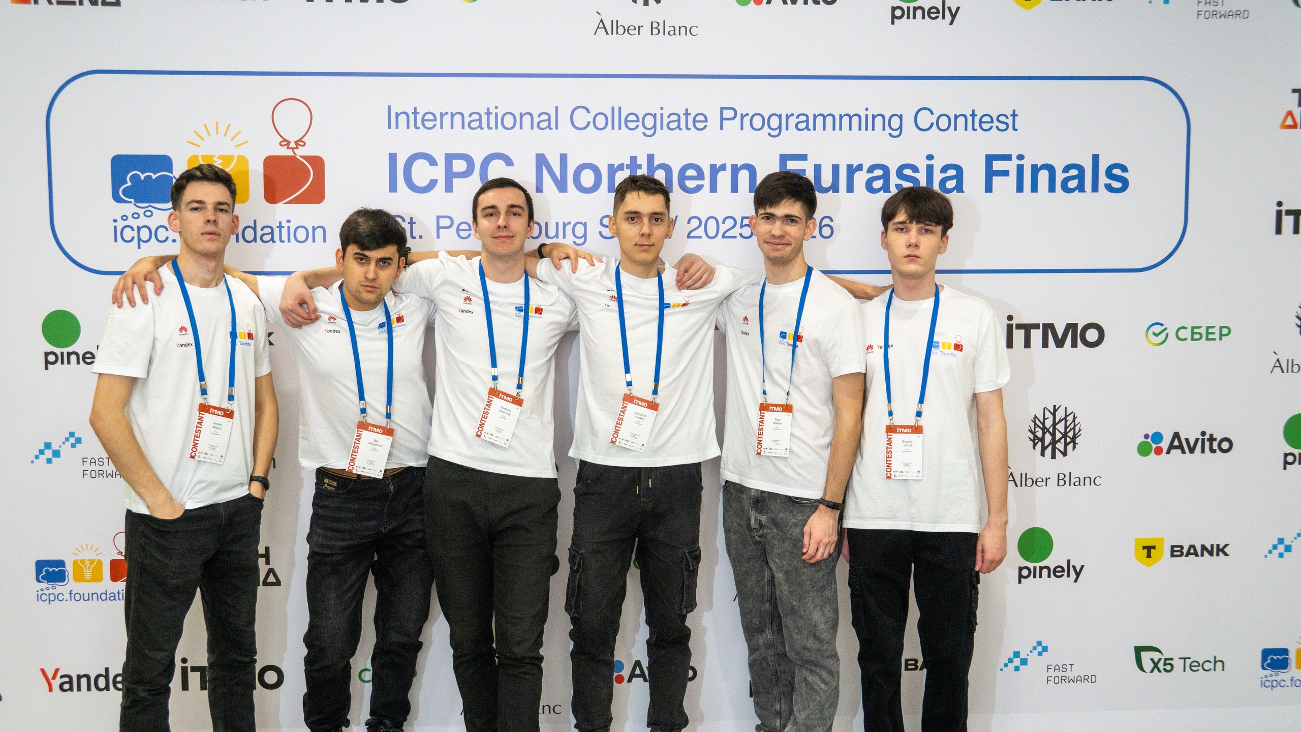 Стенд - обе команды