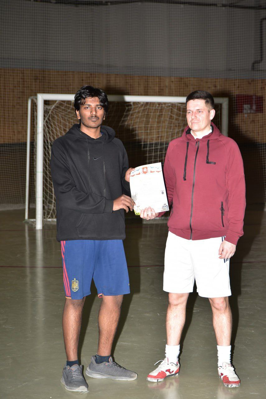 photo_5454404627232133080_y