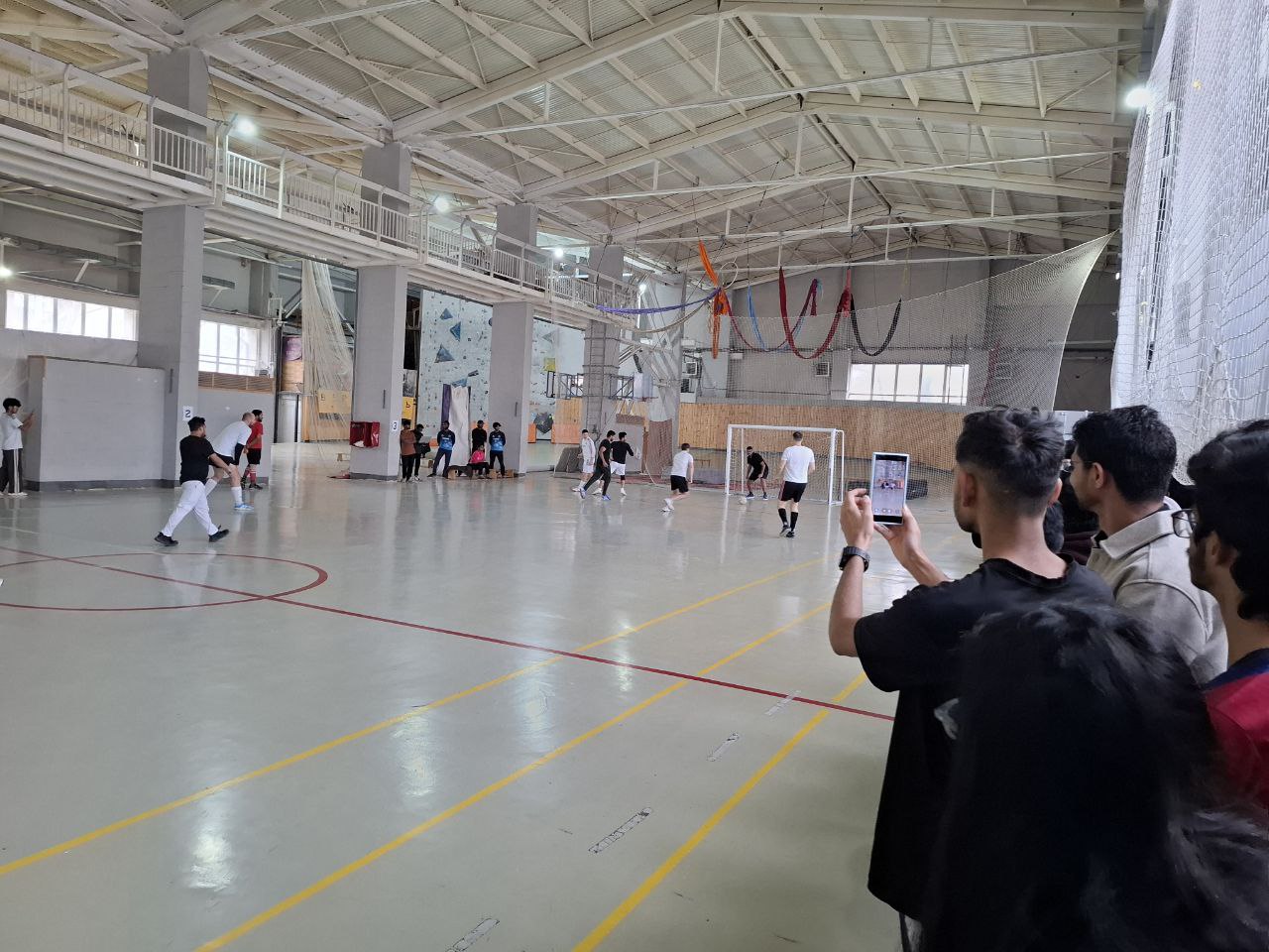 photo_5454404627232133083_y