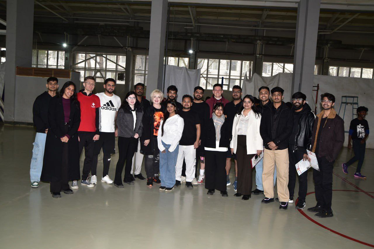 photo_5456515187046288807_y