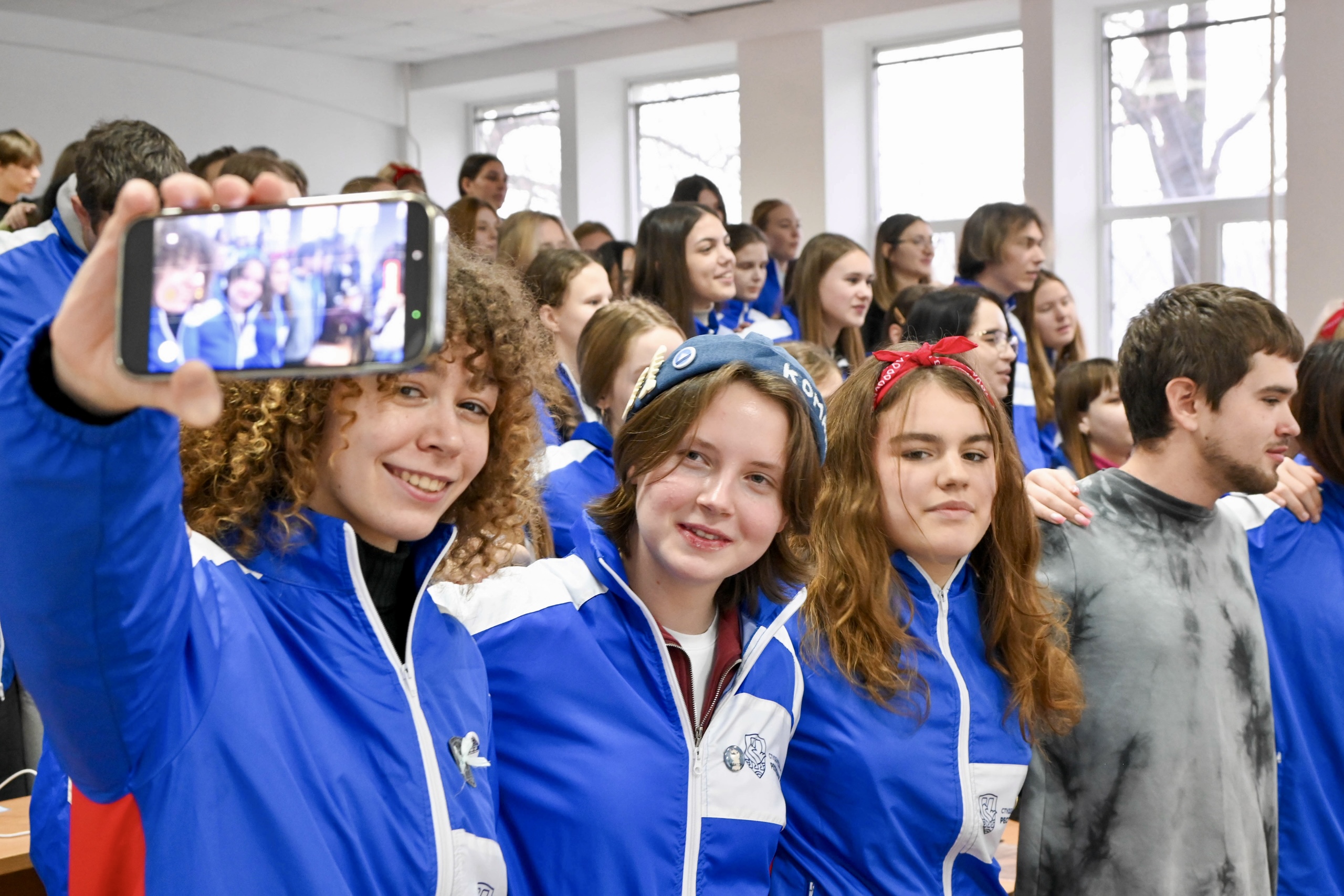 Пресс_релиз_В_Крыму_обучили_400_добровольцев_для_акции_по_благоустройству_Крыма_4