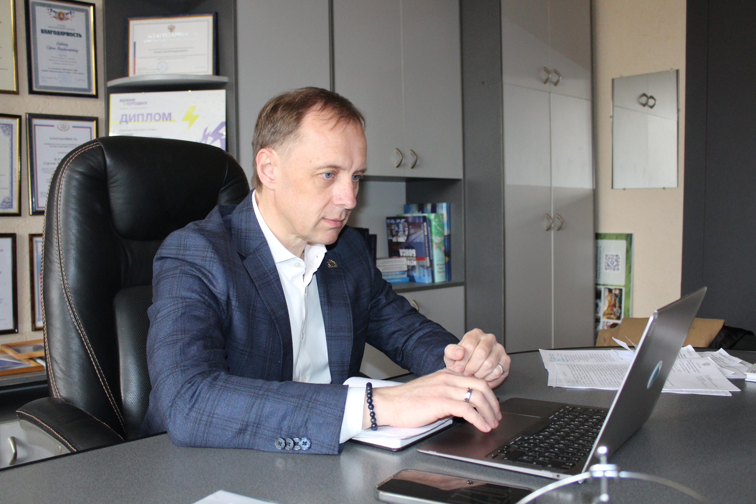 Jq6o58HAYbSraRnWADDTqX2fjwlSQZVltDwtPQLu3d4tNuviwHPP17pmGSKzR29poQkySbmWbFpcKUXuIDRSLZv1