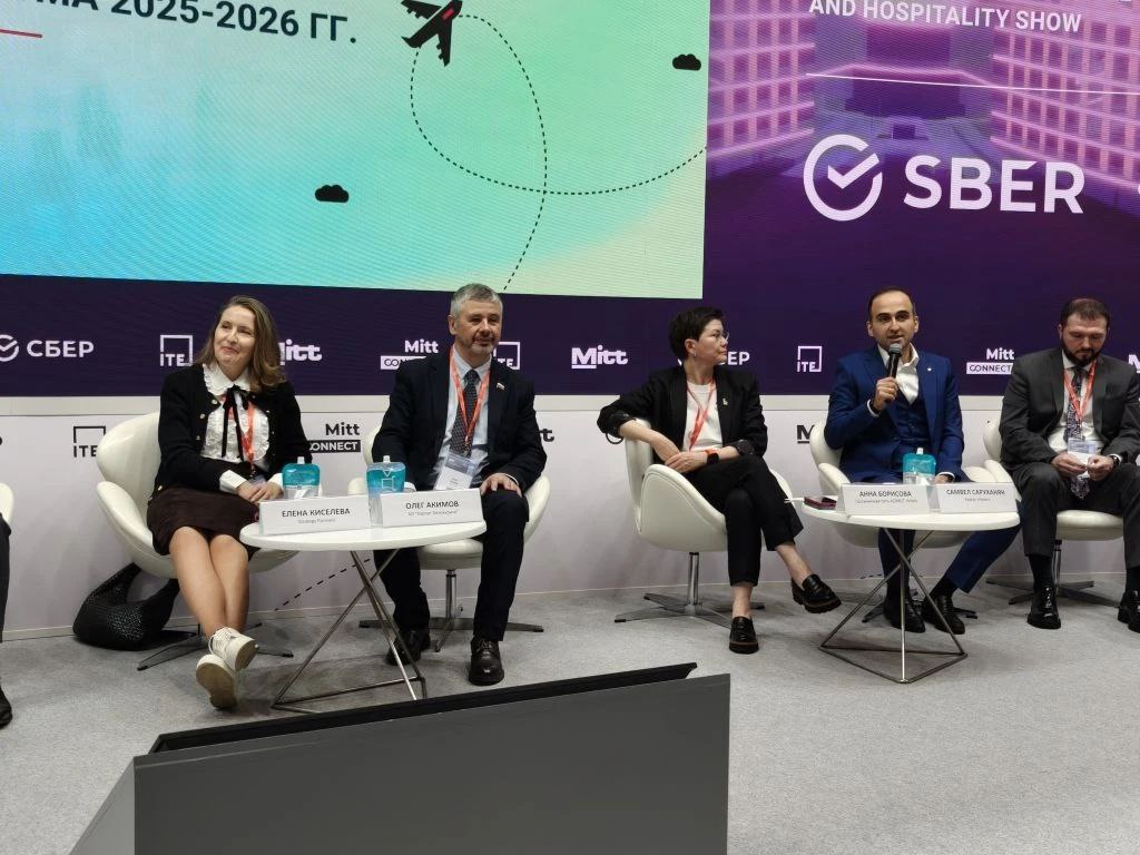 photo_5303333176979692461_y