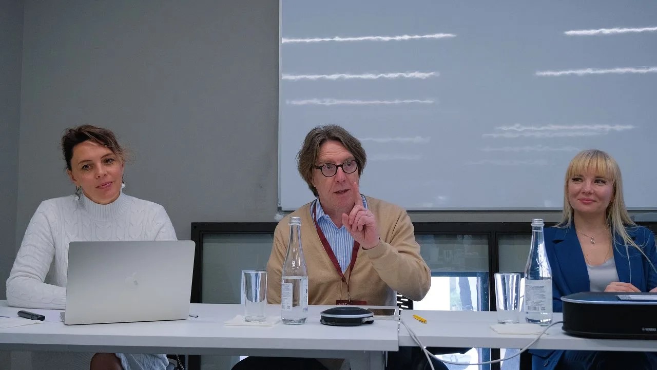 2e1e515a-8f5c-45f7-9b16-b23090d2f100