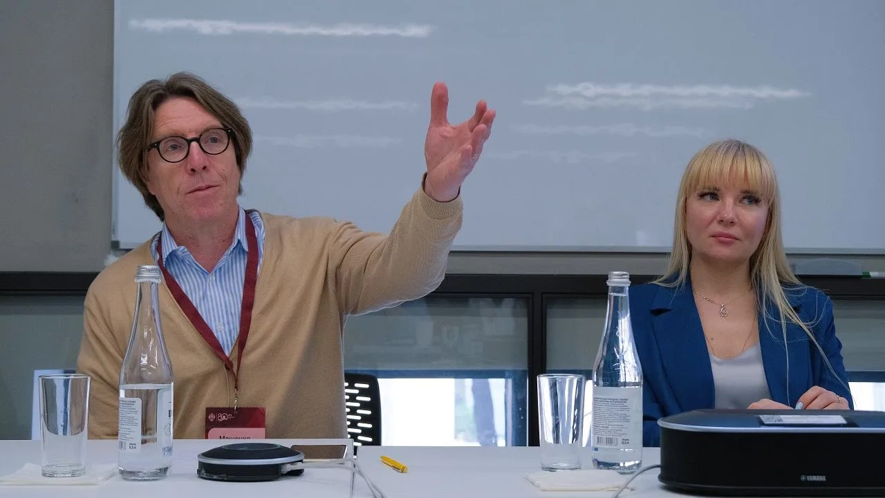 b990671a-3975-40cf-b589-7031f6714b17